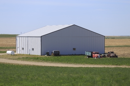 A Comparison Between Post Frame & Steel Frame for a Pole Barn